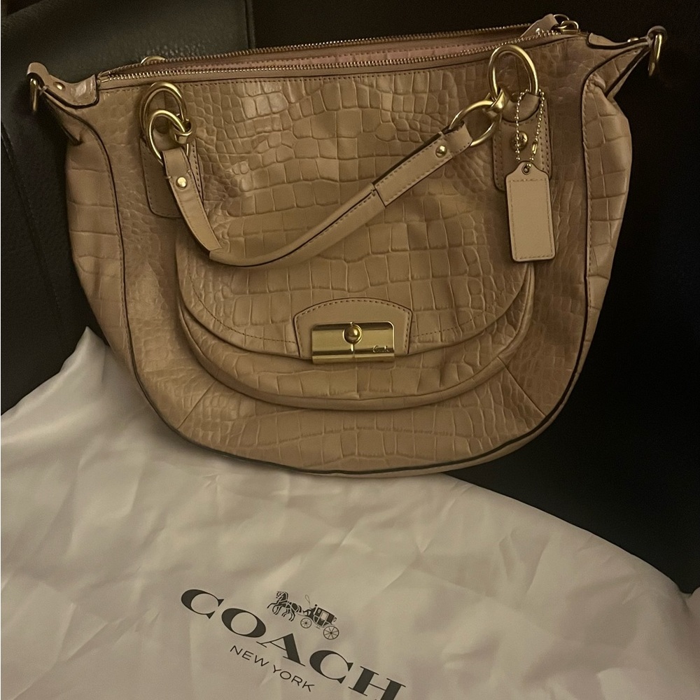 Coach beige leather bag